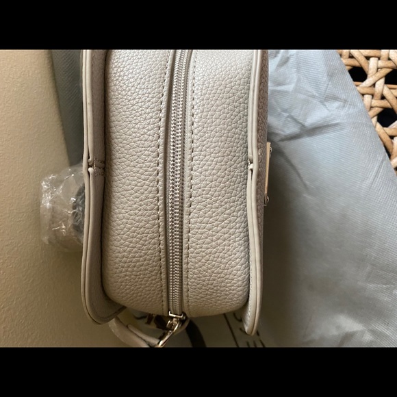 Purse - Picture 2 of 8